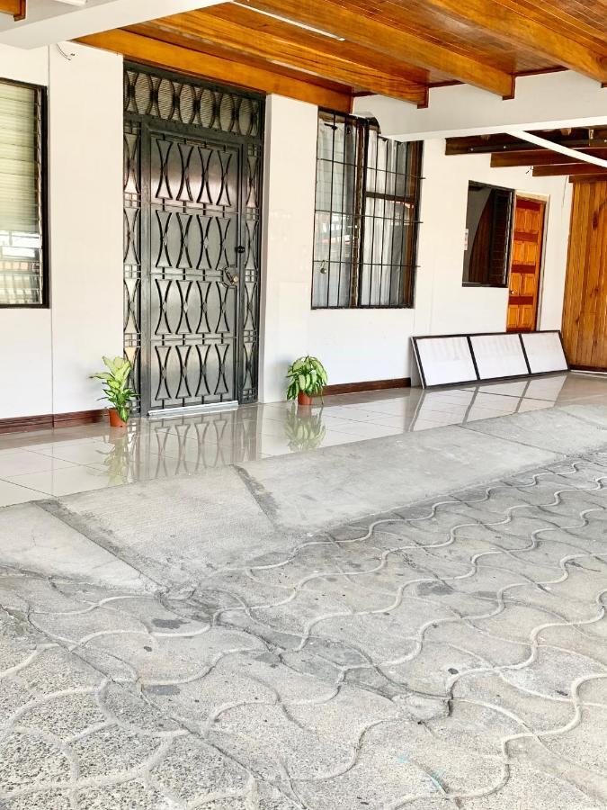 Global House Cr Hostel Backpackers Alajuela Habitacion Compartida 2 Camas Por Habitacion Ngoại thất bức ảnh