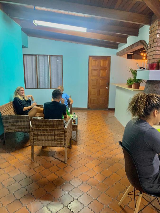 Global House Cr Hostel Backpackers Alajuela Habitacion Compartida 2 Camas Por Habitacion Ngoại thất bức ảnh